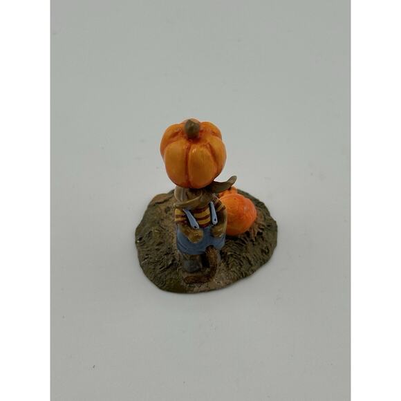 Wee Forest Folk "Tippy Top" 2005 Mouse w/ Pumpkin M-340 A. Petersen Retired - Picture 5 of 9